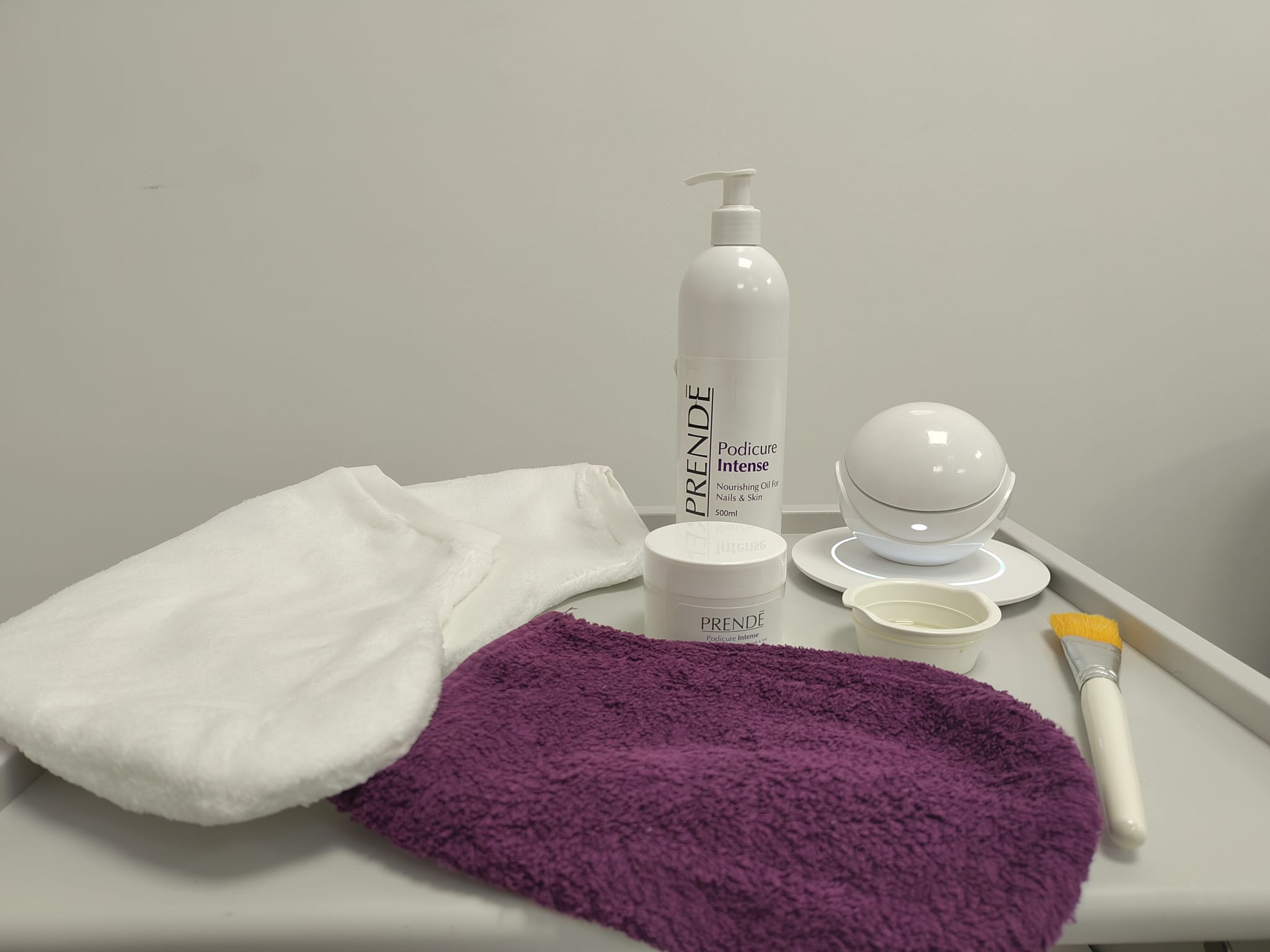 Warm wax therapy by Pro Podietry